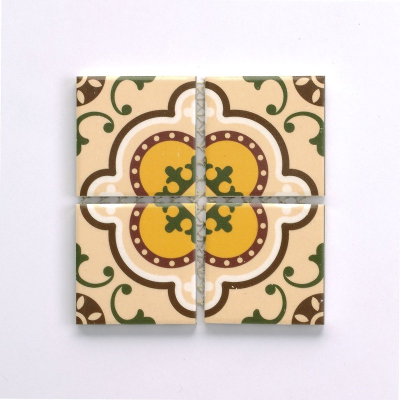Taiwan retro tile design tile insulation pad (large) - ผ้ารองโต๊ะ/ของตกแต่ง - ดินเผา หลากหลายสี