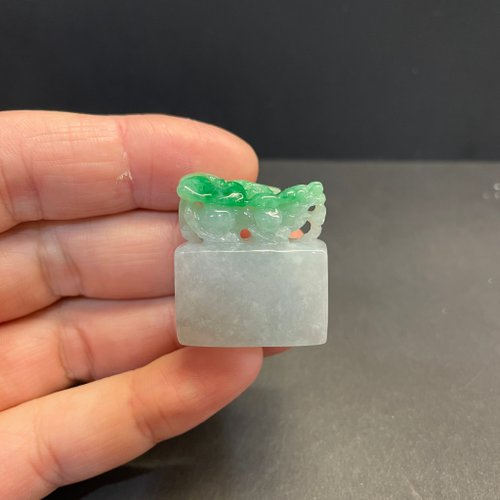 元元圓滾滾 水晶手鍊 瀚玉珠寶 天然A貨翡翠 白底青貔貅印章 超值特惠價 翡翠印章