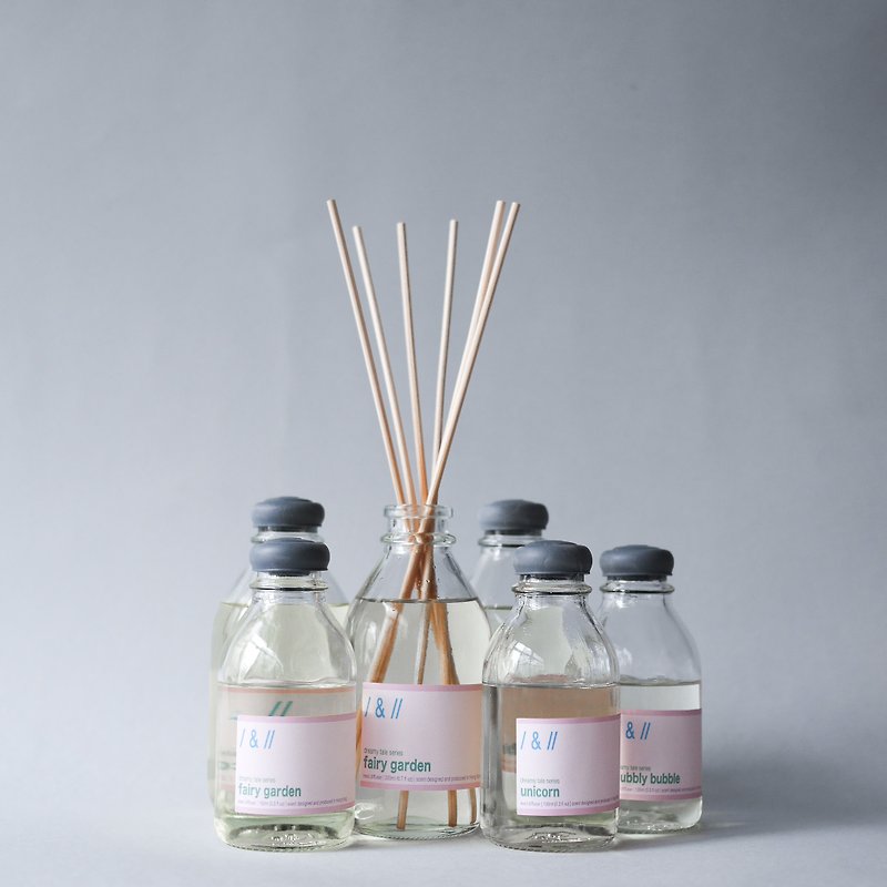 FANTASY/dreamytale series / reed diffuser in glass bottle 100ml / 200ml - Fragrances - Essential Oils Pink