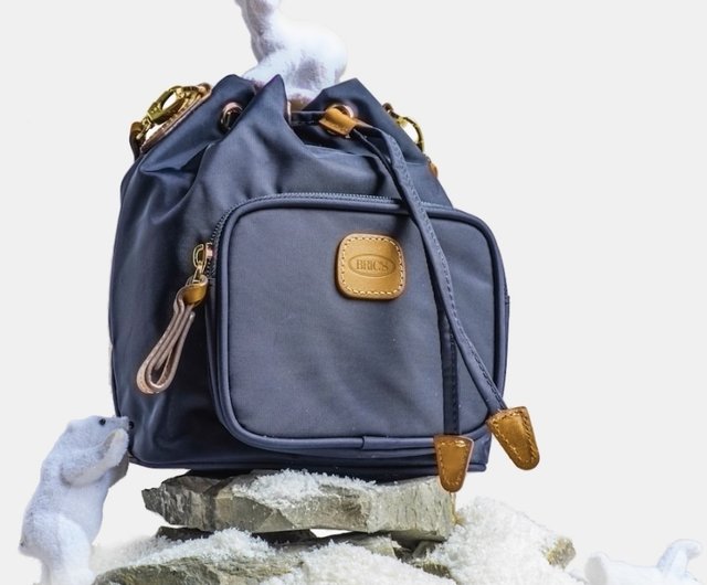 BRIC' S】X collection side back/hand bucket bag dark blue
