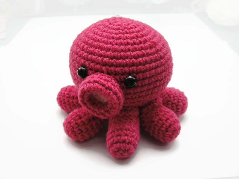 Amigurumi Crochet Baby Octopus Toy - Rose Pink - ของเล่นเด็ก - เส้นใยสังเคราะห์ สึชมพู
