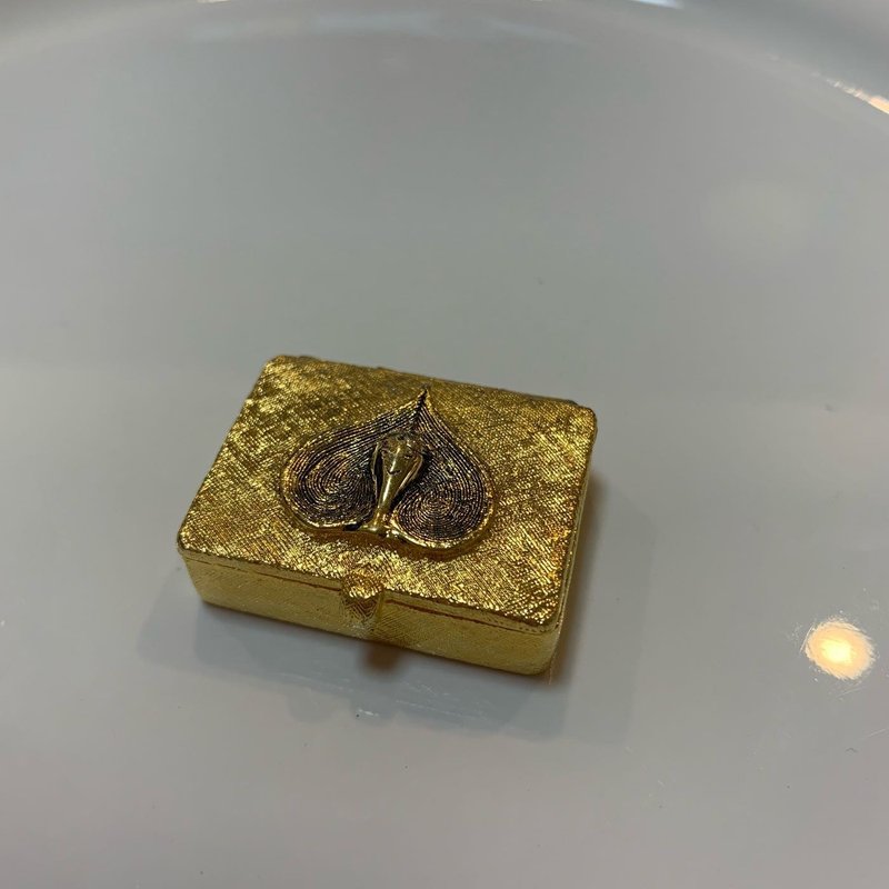 Vintage 金色愛心小飾品盒、香膏盒 - 其他 - 其他金屬 