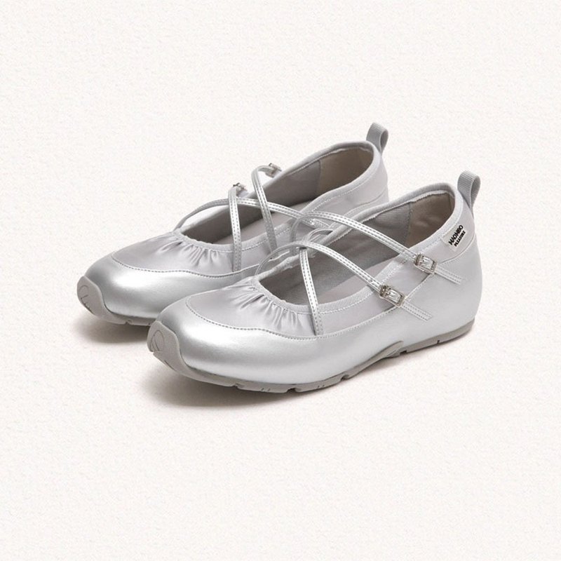 PRE-ORDER 韓國品牌 MACMOC Plie 2Color Lovely Strap Combo Sneakers Silver - Women's Leather Shoes - Other Materials 