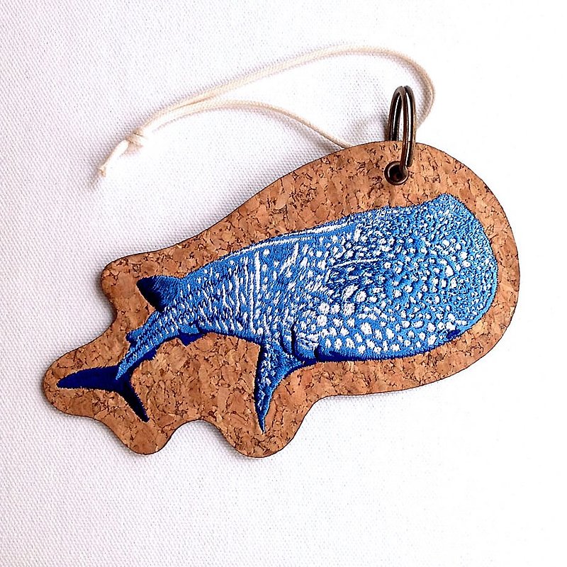 【軟木】鯨鯊造型行李吊牌 - 行李牌 - 木頭 藍色