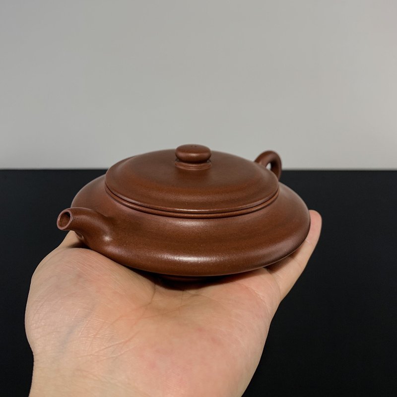 慕古虚扁壶 底槽清 刻字 180cc 经典慕古造型 泥料上乘 大口适宜 - 茶壺/茶杯/茶具 - 陶 灰色
