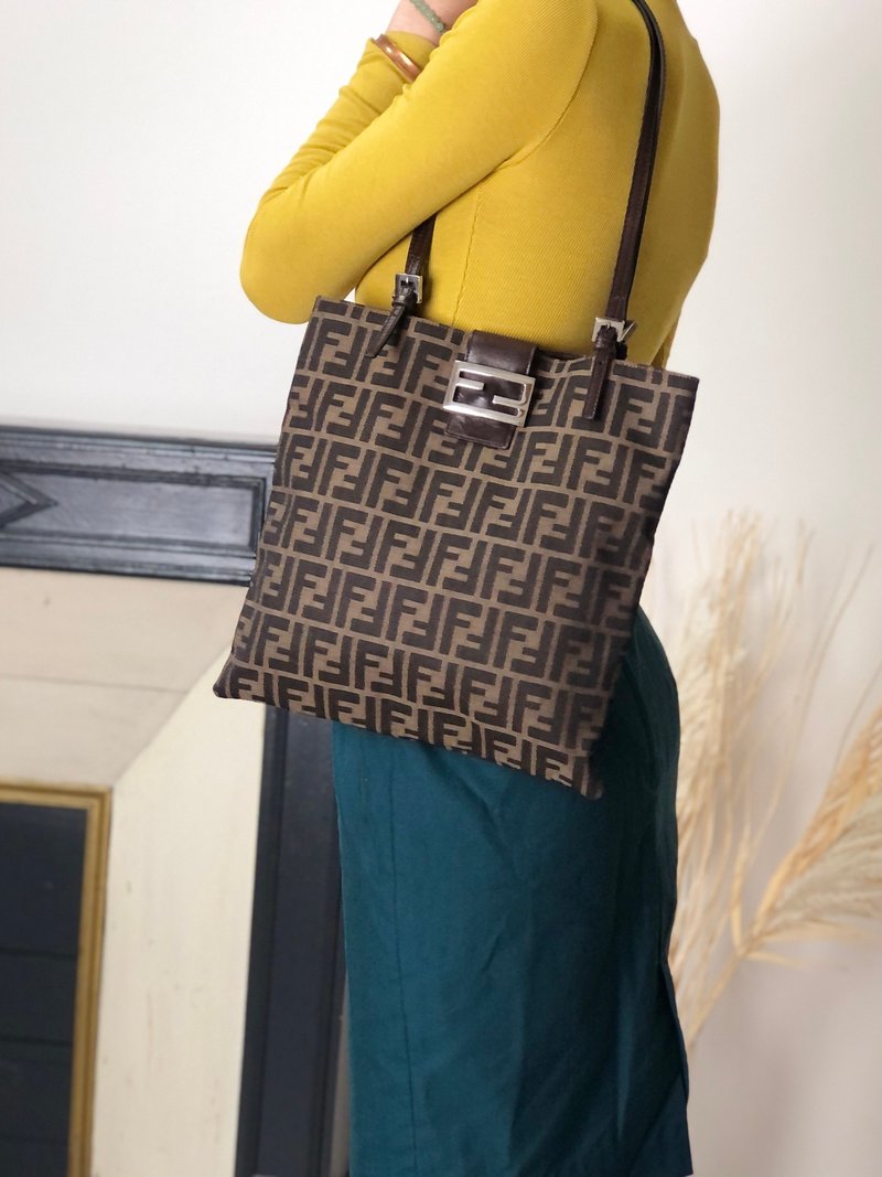 【 日本直送　名牌中古包 】FENDI フェンディ ズッカ ハンドバッグ ブラウン ロゴ ジャガード vintage ヴィンテージ オールド 7gujke - 手提包/手提袋 - 棉．麻 咖啡色