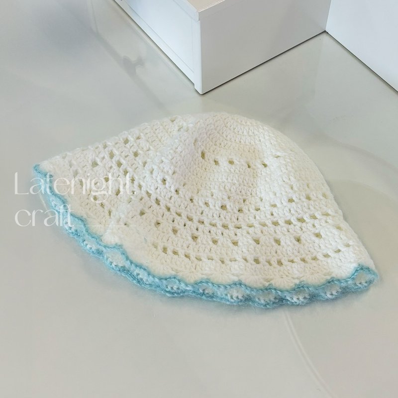 【Japanese Yarn Self Pick Colors】Crochet Shell-edge Bucket Hat - Hats & Caps - Other Man-Made Fibers White