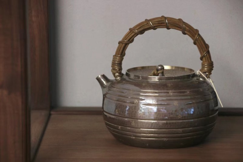 Shang frame pin earthen pot-shaped mouth Silver Silver soup bottle Silver pot kettle 1200cc - ถ้วย - เงินแท้ 