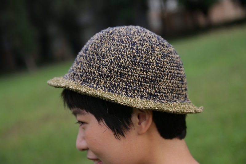。tsuixtsui。圓頂紳士帽-藍黑色 - 帽子 - 棉．麻 藍色