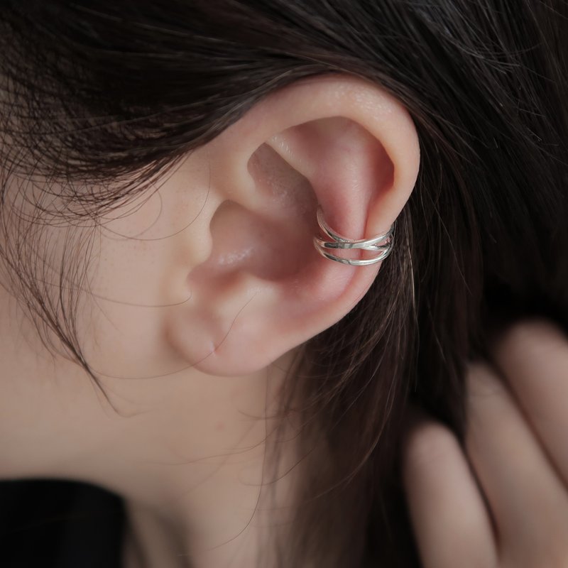 925 sterling silver classic intertwined ear cuff earrings with free gift packaging - ต่างหู - เงินแท้ สีเงิน