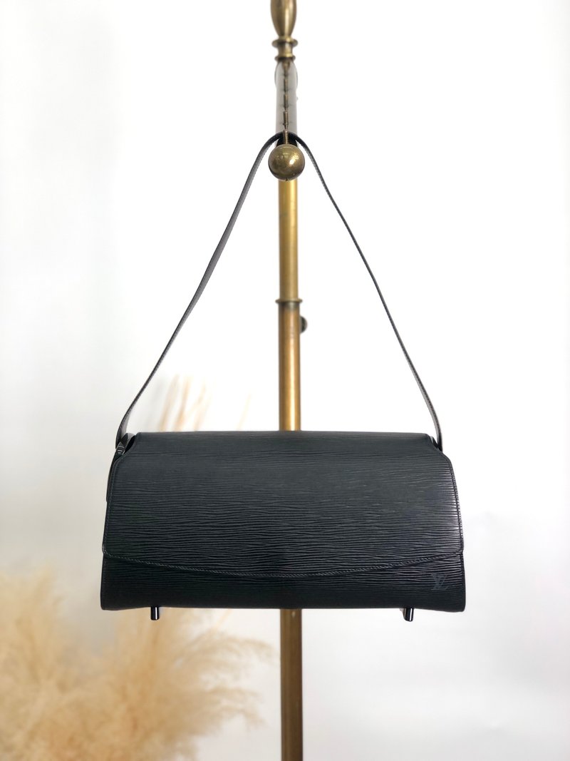 【 日本直送　名牌中古包 】LOUIS VUITTON ルイヴィトン エピ ショルダーバッグ ブラック レザー ノクターンGM vintage sm3ym8 - 側背包/斜背包 - 真皮 黑色