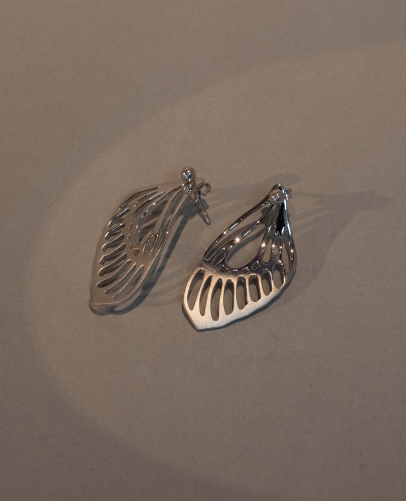 SV Psyche Earrings　1 - 耳環/耳夾/耳骨夾 - 其他金屬 銀色