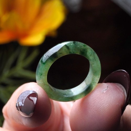 瓔珞珠寶盒 E.L.Jewelry Box 冰種飄綠花翡翠戒指戒圈 | 國際12圍 | 天然緬甸玉翡翠A貨 | 送禮