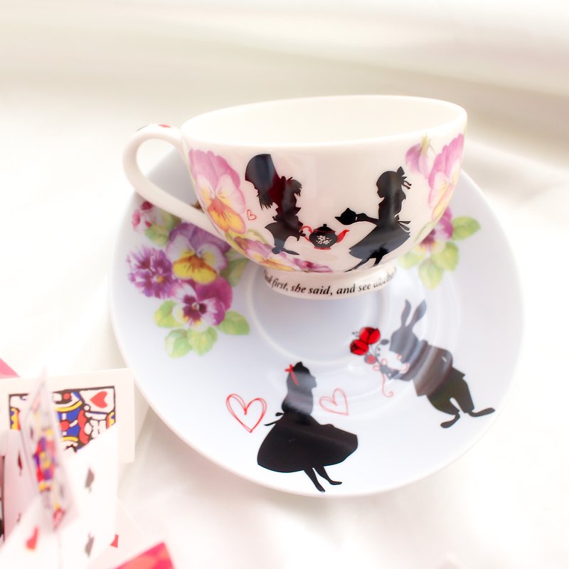 Alice in Wonderland Tea Cup Saucer ~Golden Afternoon ver~ - Mugs - Pottery Multicolor