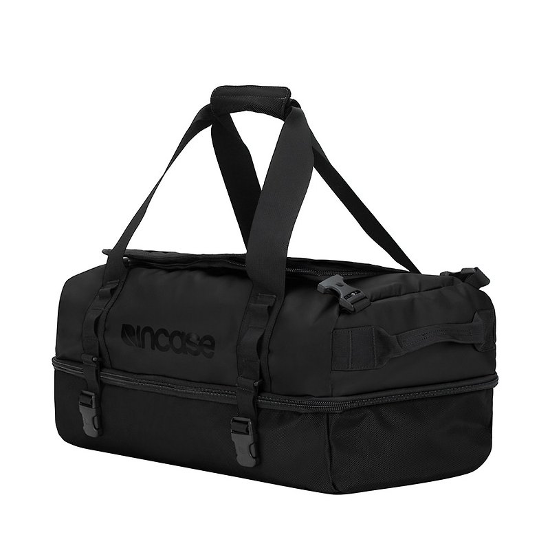 Incase TRACTO Split Duffel S 40L Back/Portable Travel Bag (Black) - กระเป๋าถือ - วัสดุกันนำ้ สีดำ