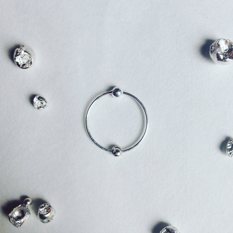 little ball .925 silver earrings single earring for sale - ต่างหู - โลหะ สีเทา