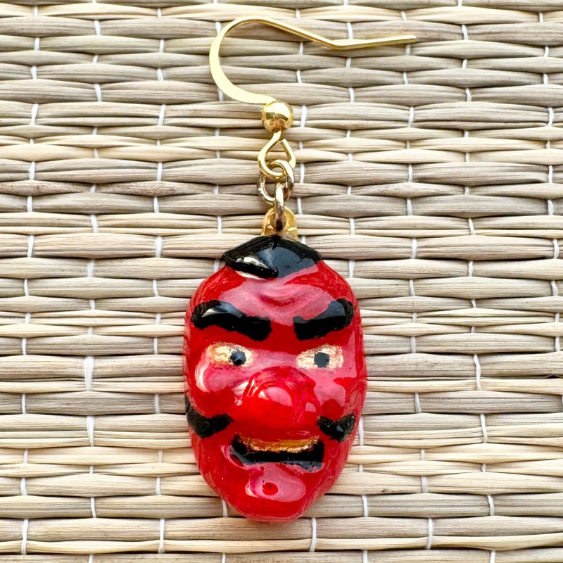 Made to order　Tengu mask　Earrings　for one ear - ต่างหู - เรซิน 