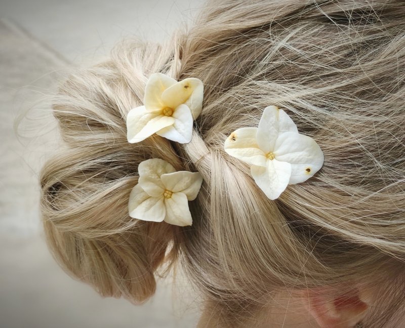 黏土 髮飾 白色 - Flower Hair pins for wedding White or ivory hydrangea for the wedding hairstyle