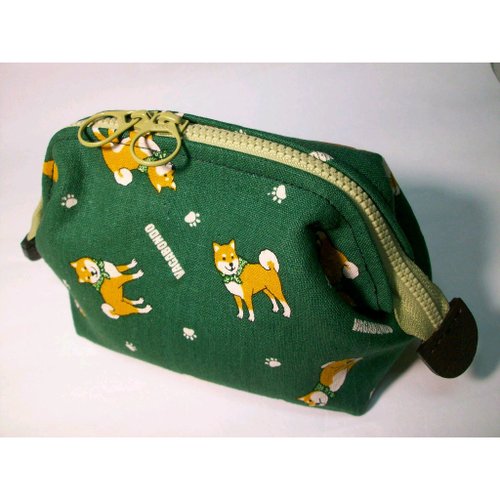 FEN手工小鋪 袋物系列-日本布料柴犬綠-雙頭拉鍊筆袋-拉鍊款筆袋-支架口金包