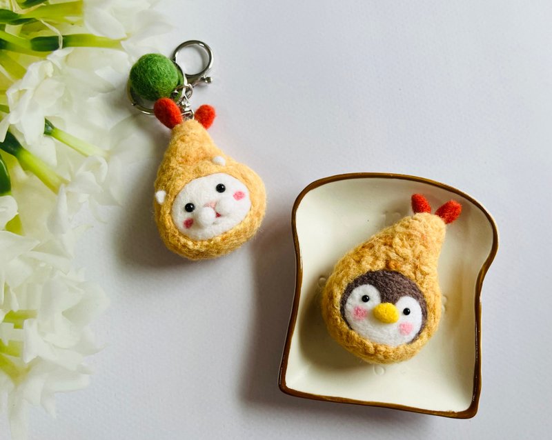 Cute fried shrimp penguin/fried shrimp cat wool felt brooch/pin/key ring - เข็มกลัด/พิน - ขนแกะ 