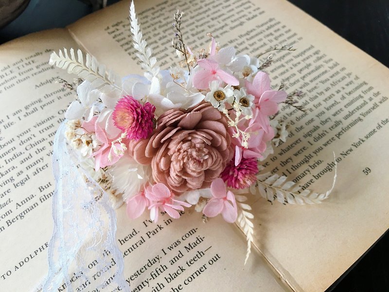 [good flower] dry pink rose hand pull flower wedding small thing bridesmaid hand flower wedding jewelry - Bracelets - Plants & Flowers Pink