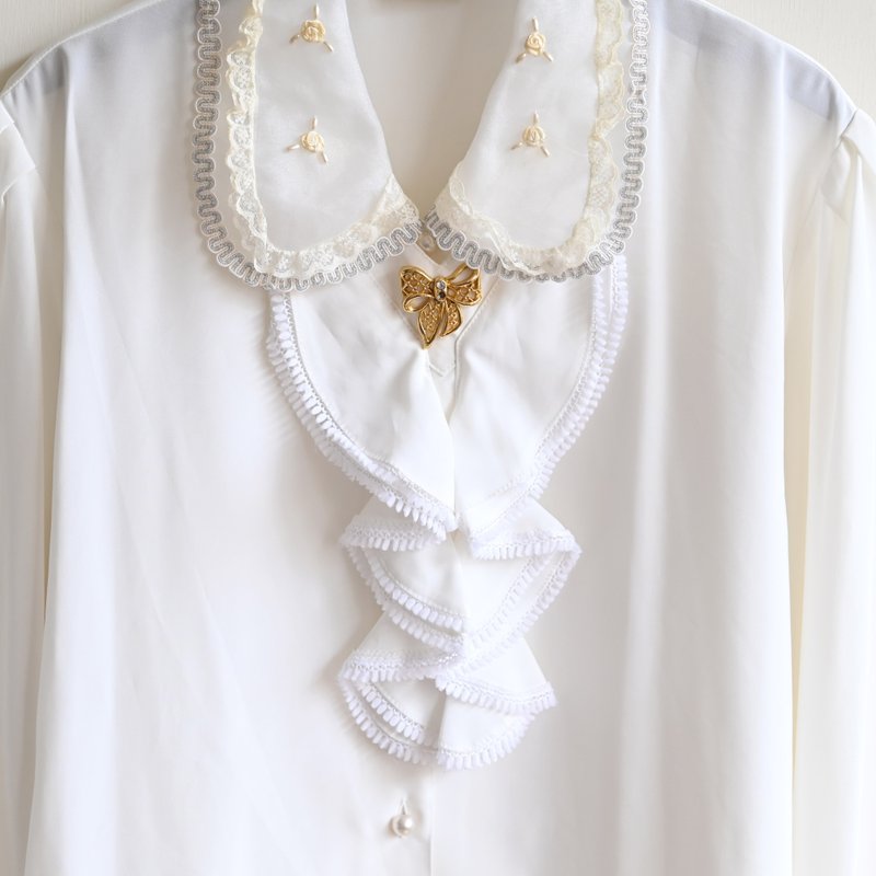 [Egg Plant Vintage] Vision Dream Double Collar Lace Vintage Shirt - เสื้อเชิ้ตผู้หญิง - ไฟเบอร์อื่นๆ ขาว