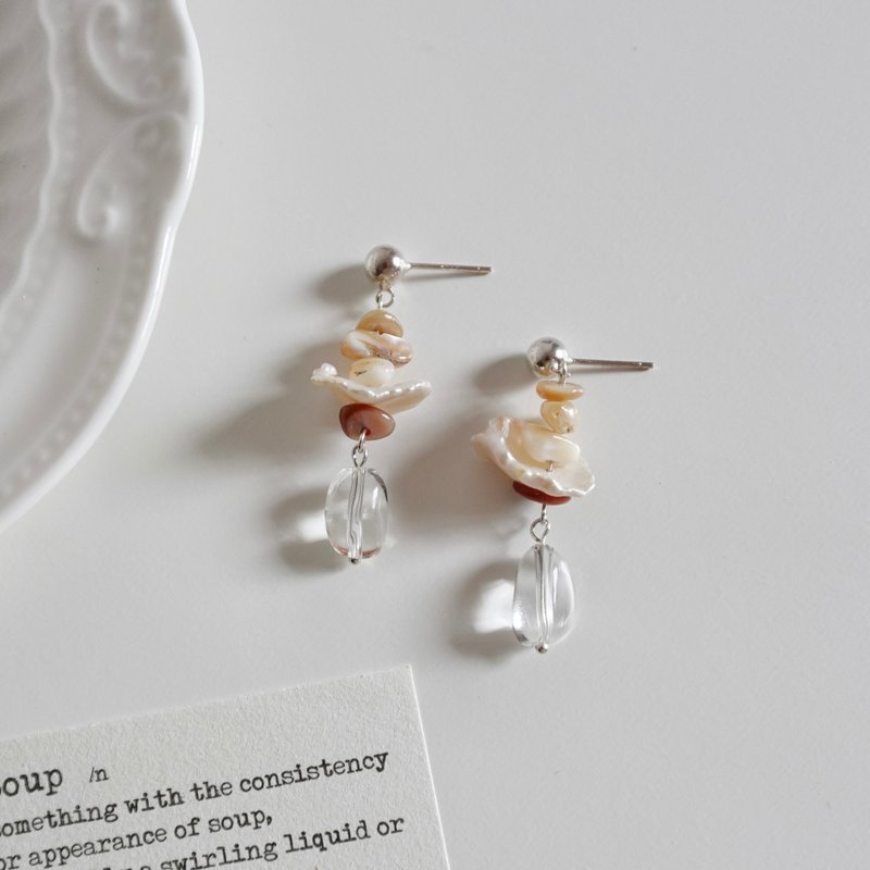 Lily Valley Long Sunset | Handmade Beaded Earrings - ต่างหู - เครื่องประดับพลอย สีนำ้ตาล