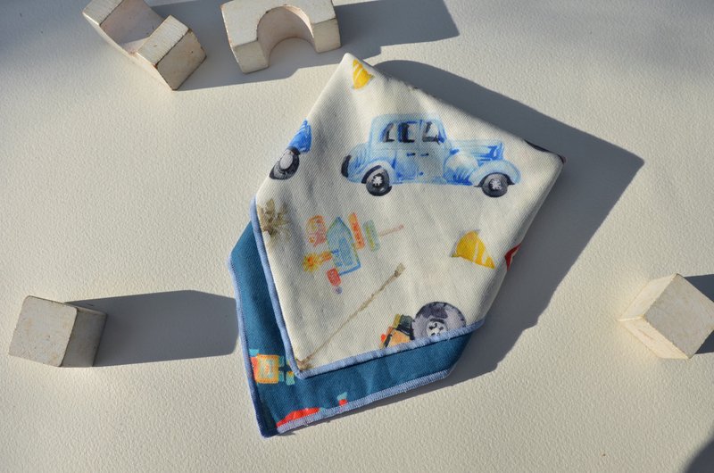 オーガニックコットン両面ハンカチよだれかけ/オリジナル生地フラワー/ロボットVSカーズ - スタイ - コットン・麻 