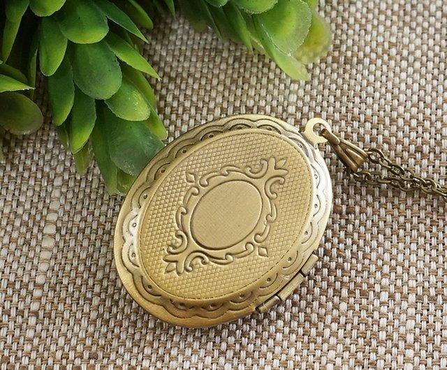 CBK51 彫金鶴デザインペンダントトップ オーバル 14K カラー
