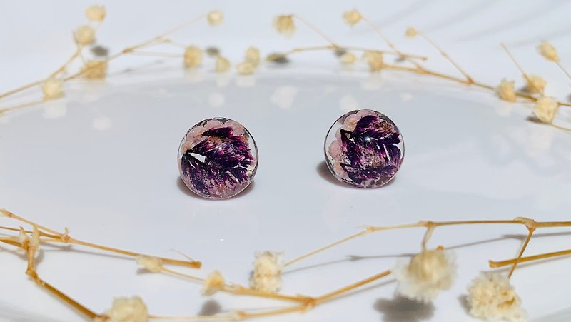 Embossed Resin Earrings | Preserved Flower Earrings - Earrings & Clip-ons - Plants & Flowers Purple