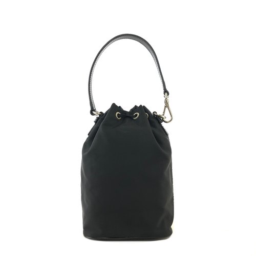プラダ PRADA ビンテージ ヴィンテージ ハンドバッグ 日本直送 名牌中古包 】PRADA プラダ ブランドロゴ ナイロン