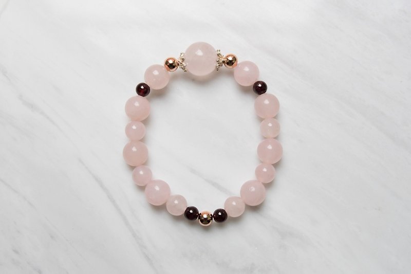 [Pink Bubble] Pink Crystal Pomegranate Design Bracelet - สร้อยข้อมือ - เครื่องเพชรพลอย สึชมพู