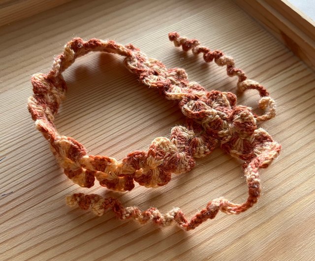 かぎ針編みカチューシャ 編み込みカチューシャ ストラップ