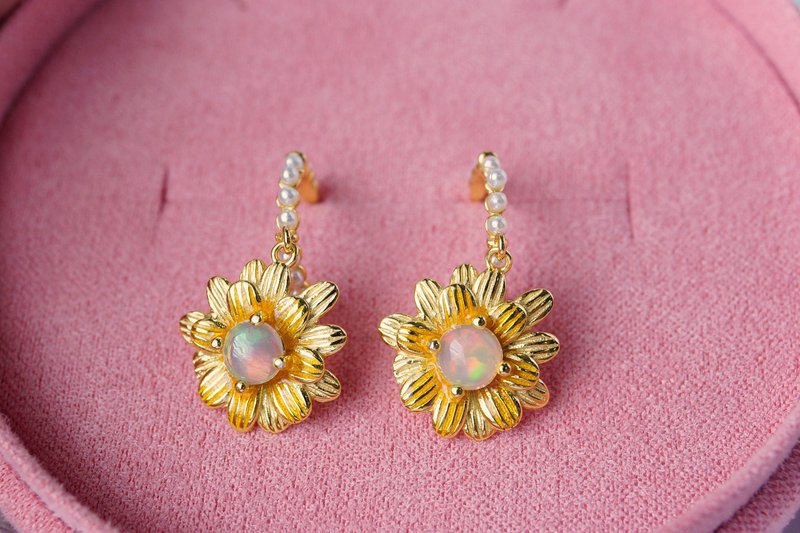 Natural Opal Silver 925 Drop Earrings, Flower earrings - 耳環/耳夾/耳骨夾 - 純銀 多色