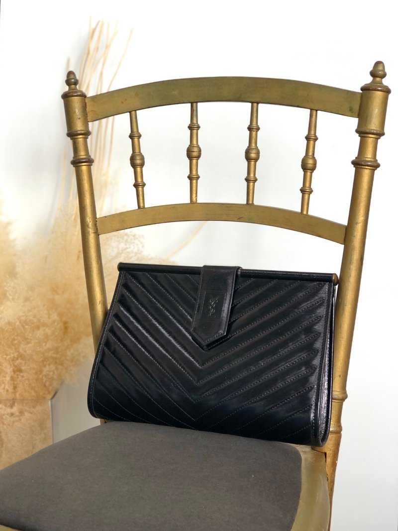 【 日本直送　名牌中古包 】Yves Saint Laurent 手拿包 黑色 YSL - 手拿包 - 真皮 黑色
