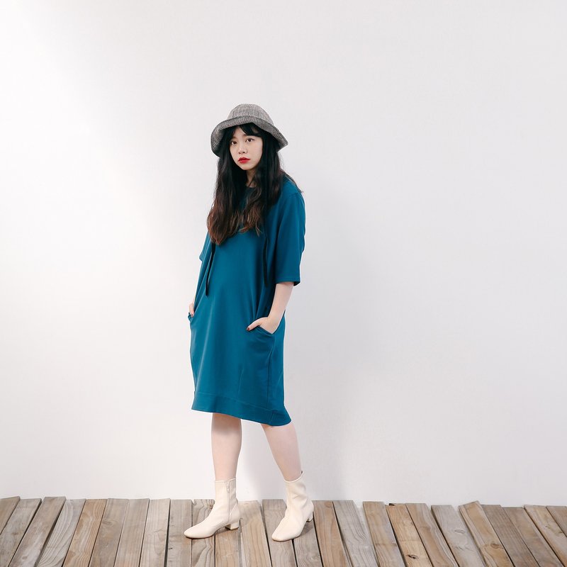 城市女孩海藍廓形洋裝 - 洋裝/連身裙 - 其他材質 藍色