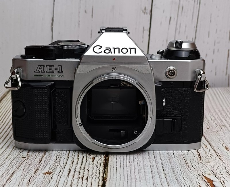 Canon AE-1單眼相機 - 相機/拍立得/底片相機 - 其他金屬 黑色