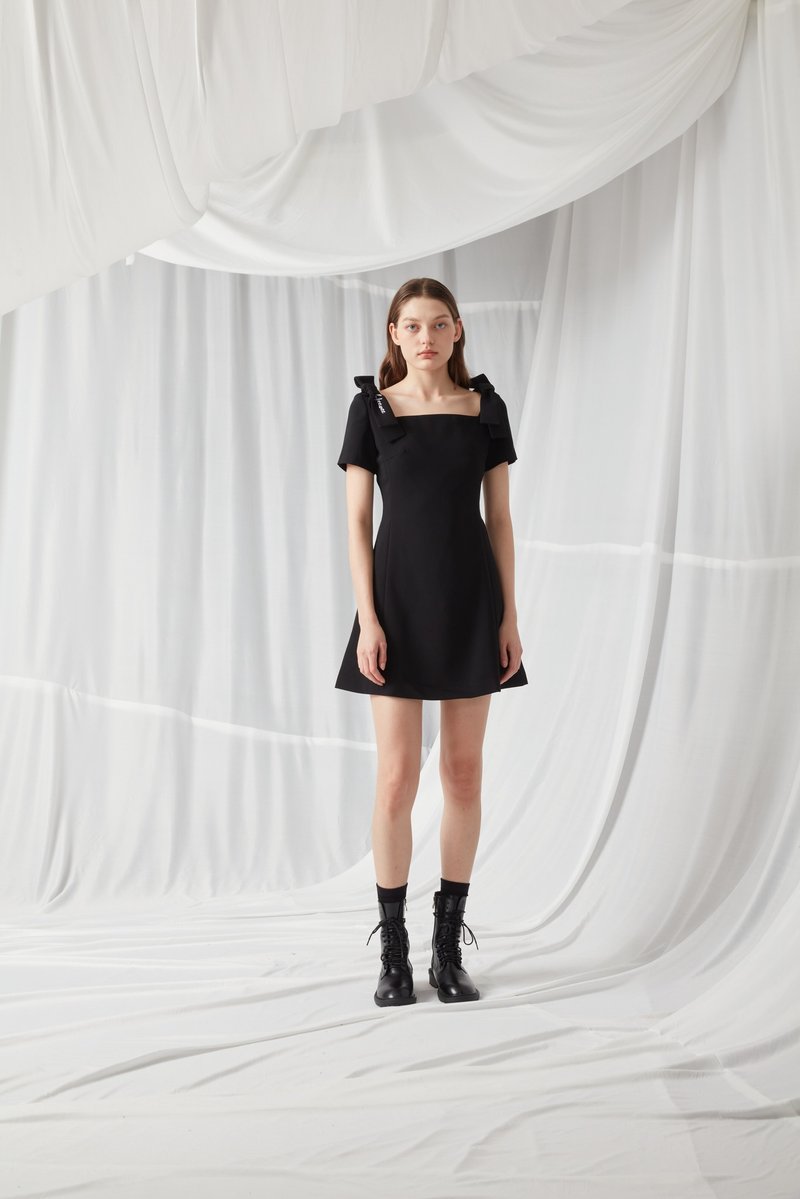 Black bow mini dress - ชุดเดรส - วัสดุอื่นๆ 