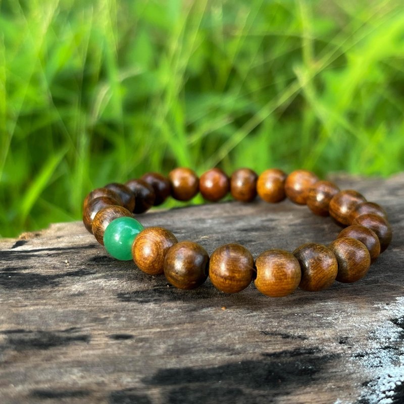 Natural sandalwood green agate bracelet - สร้อยข้อมือ - ไม้ 