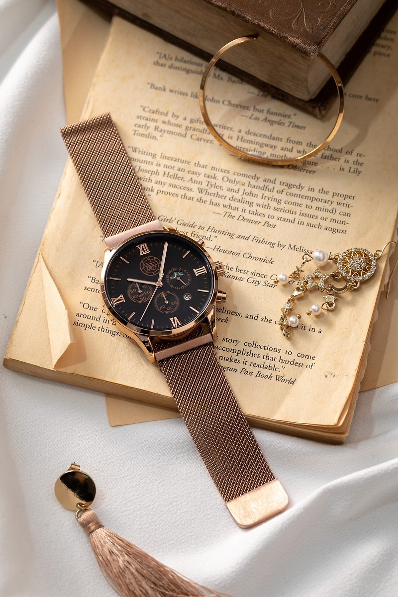 Round large surface sun, moon and stars waterproof Milan magnetic date watch men&#39;s watch women&#39;s watch pair table gift