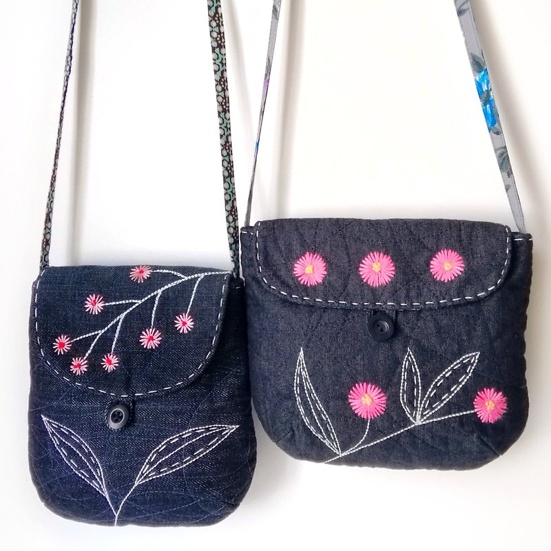 Mini Hand Embroidered Crossbody Purses for Women - Handmade Small Bags for her. - กระเป๋าแมสเซนเจอร์ - ผ้าฝ้าย/ผ้าลินิน 
