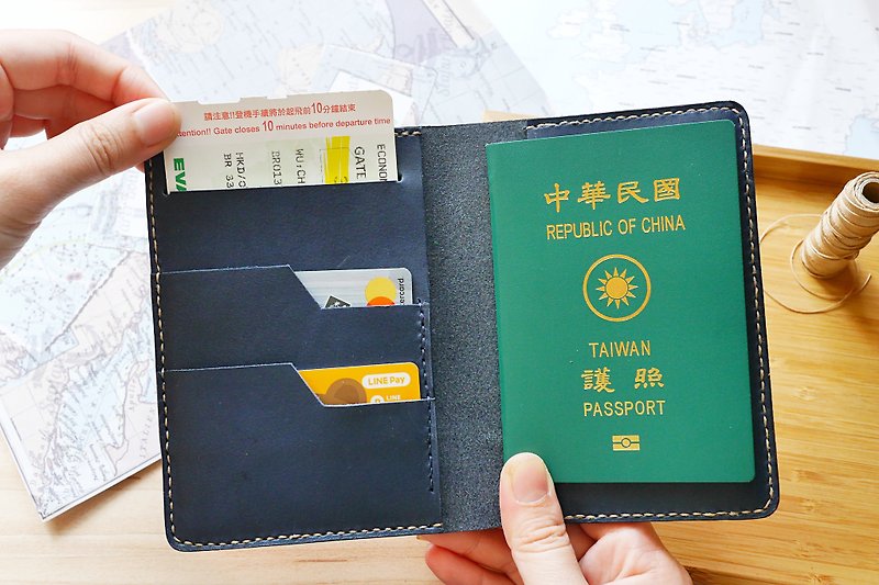 護照套 義大利牛皮手作 靛藍黑 多色可選 免費刻字與包裝 - 護照套 - 真皮 藍色