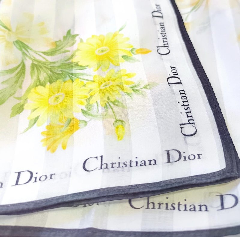 Christian Dior Vintage Yellow Floral Handkerchief - Cotton Silk 19 x 18 inches - 手帕 - 棉．麻 卡其色