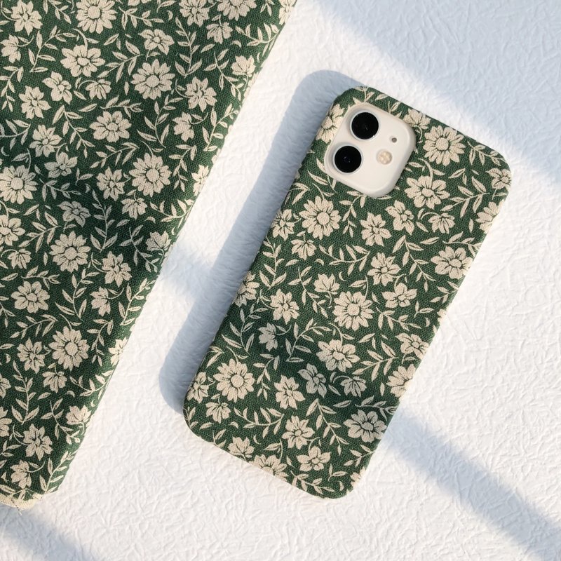 Botanical garden floral pattern fabric handmade cloth iPhone case can be customized - Phone Cases - Cotton & Hemp Green