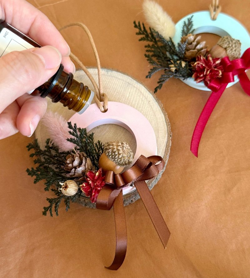 聖誕節花圈 乾燥花 精油擴香石 聖誕吊飾 聖誕節送禮 - 乾燥花/永生花 - 植物．花 