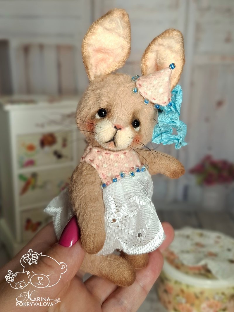 Handmade bunny teddy Miniature rabbit toy Cute artist teddy bunny - ตุ๊กตา - วัสดุอื่นๆ สีนำ้ตาล