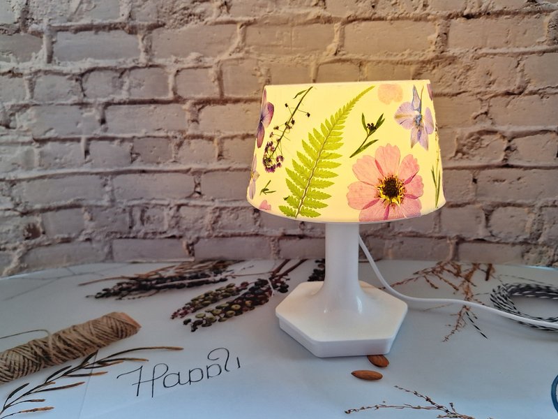 押花植物小夜燈 I Led 創意押花床頭燈 - 燈具/燈飾 - 塑膠 多色