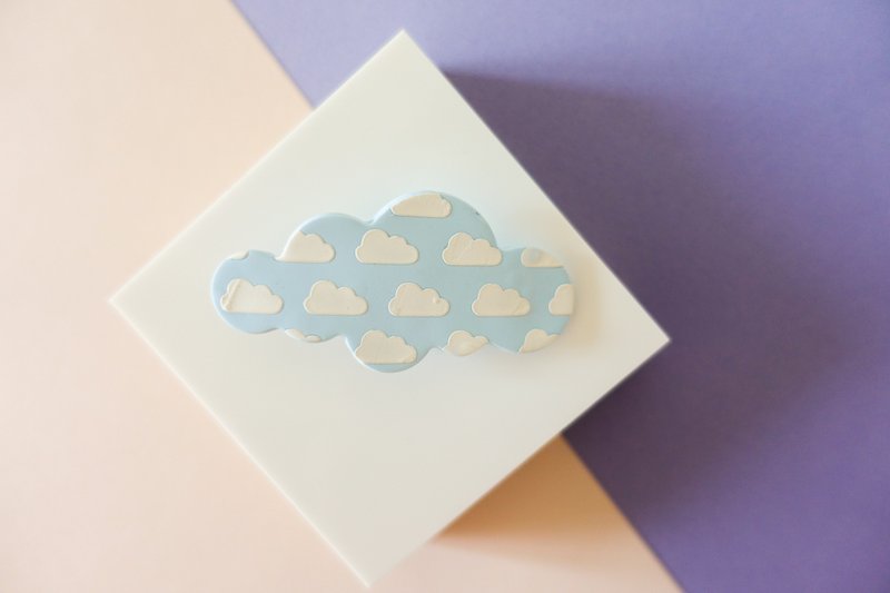頑系列- 藍天白雲 手工軟陶髮夾 Cloud - 髮夾/髮圈 - 陶 藍色