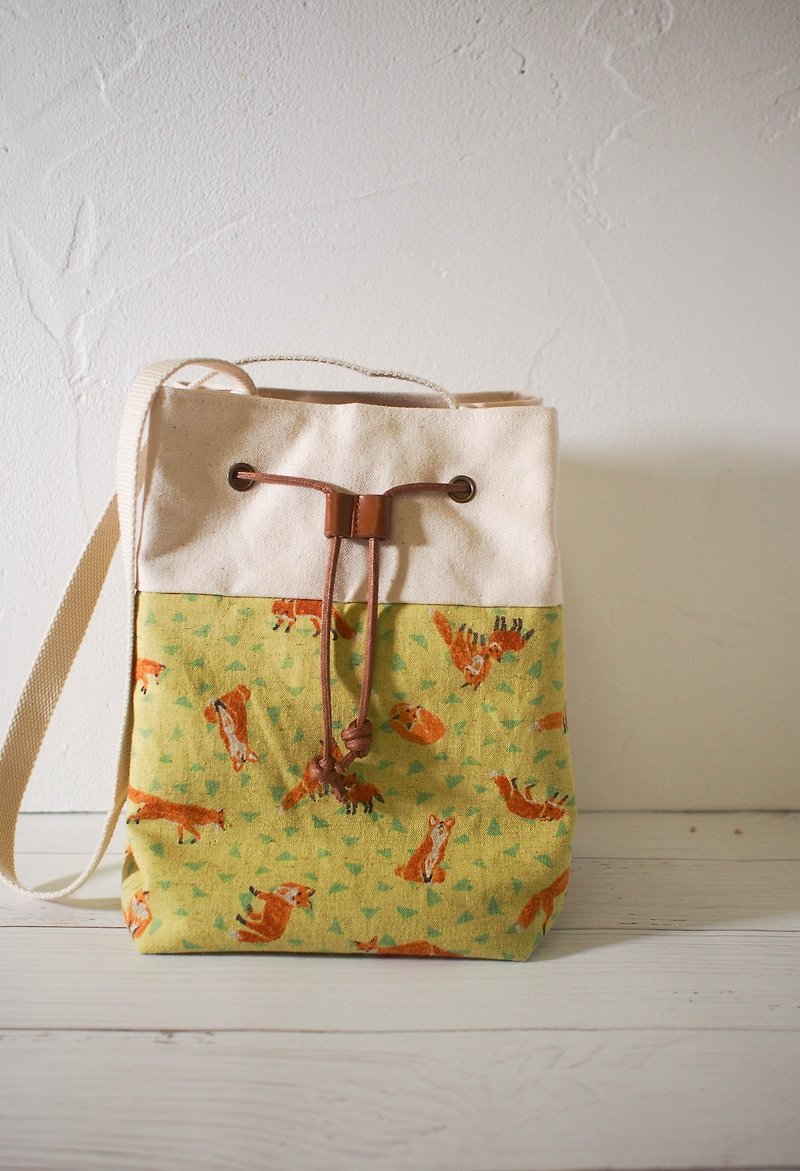 Traveler series cross-body bag / bucket bag / small fox / out of print / off-the-shelf - Messenger Bags & Sling Bags - Cotton & Hemp Yellow