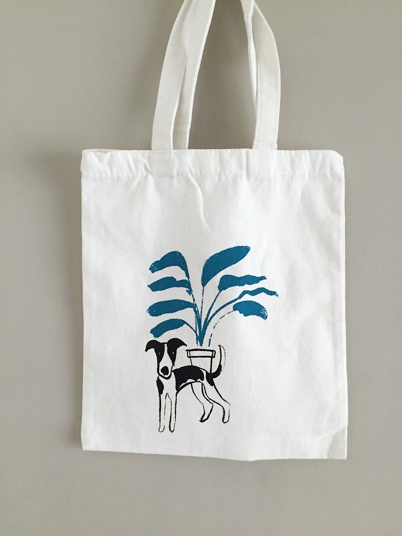 Dog and plant pure white canvas bag - กระเป๋าแมสเซนเจอร์ - วัสดุอื่นๆ ขาว